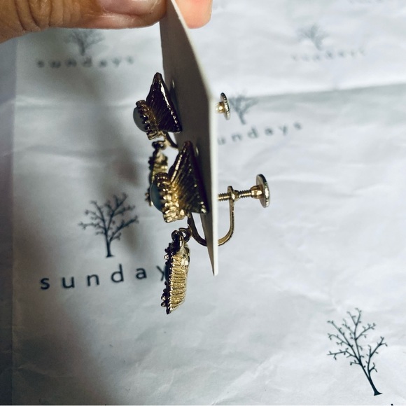 True Vintage Art Deco Style Earrings - Picture 8 of 9